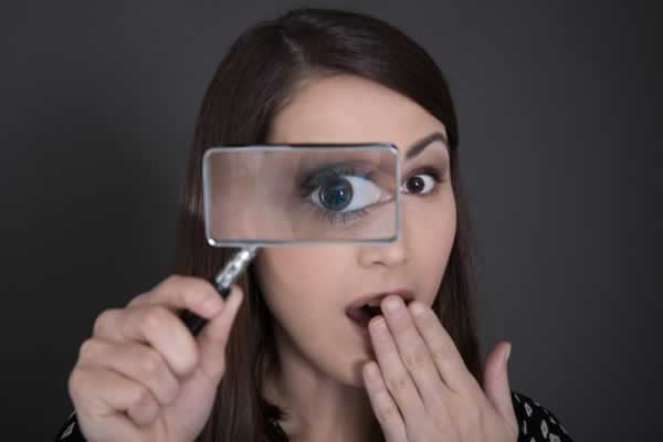 Find out why it's okay for potential buyers to snoop during your open house.